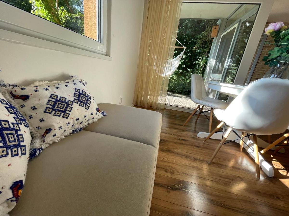 70M2 Romantic Living In The Old Town With Garden Bratislava Exterior photo
